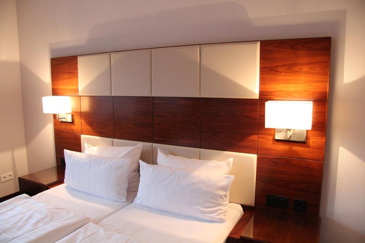 Adena Hotel Бремерхафен Экстерьер фото