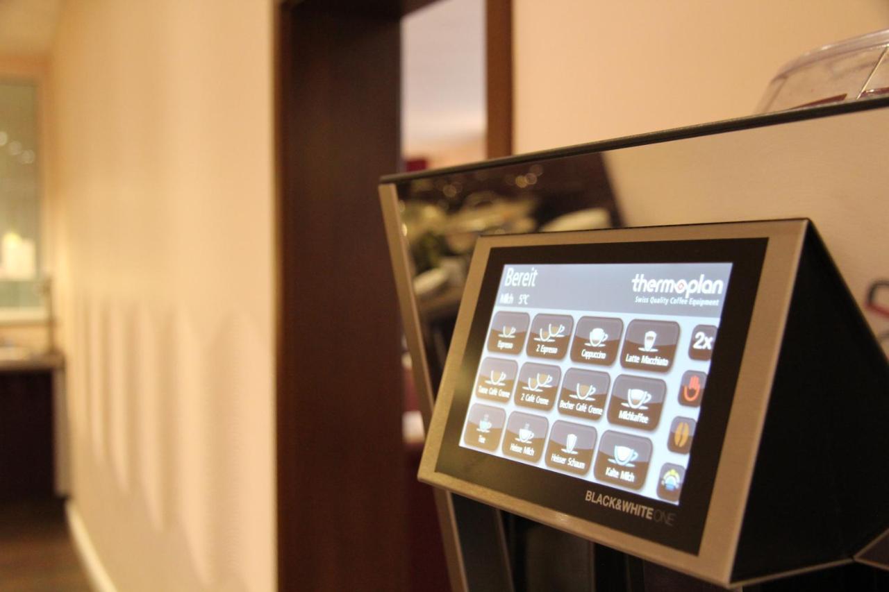 Adena Hotel Бремерхафен Экстерьер фото